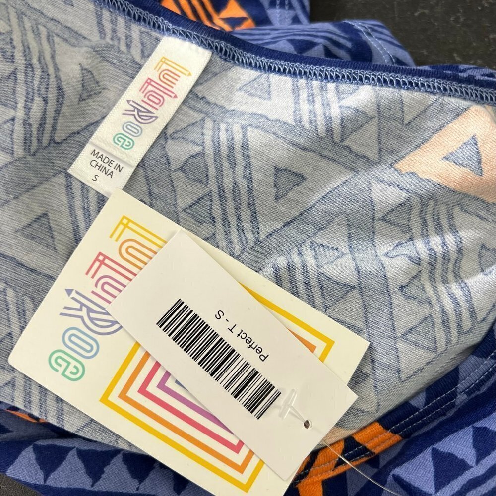 LuLaRoe Perfect T Purple Geometric Print Top Shirt S - Picture 3 of 5
